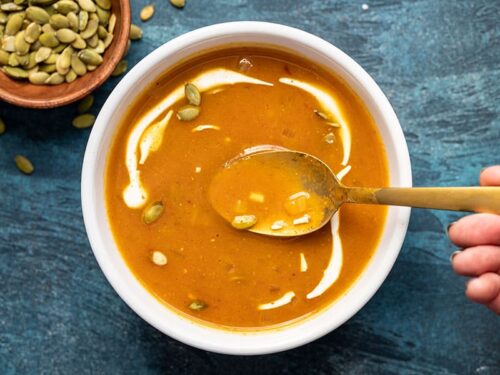 https://www.budgetbytes.com/wp-content/uploads/2009/10/Easy-Pumpkin-Soup-spoon-500x375.jpg