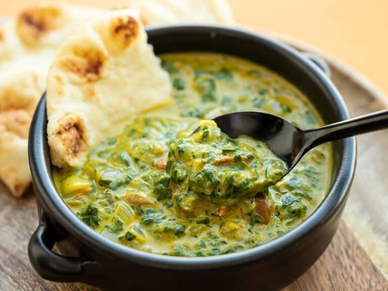 Indian Style Creamed Spinach - Budget Bytes
