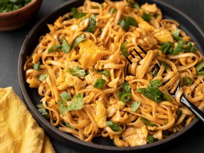 *VIRAL* 15-Minute Spicy Sriracha Noodles - Budget Bytes