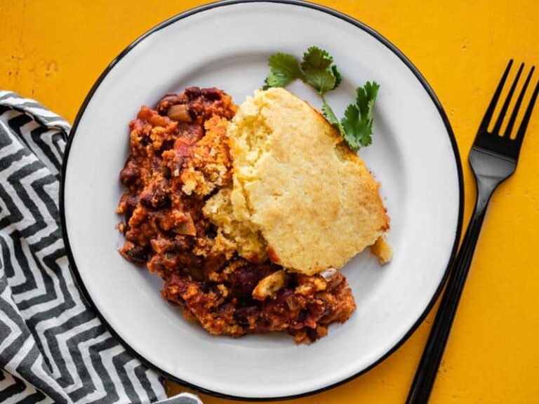 Chili Cornbread Skillet - Budget Bytes