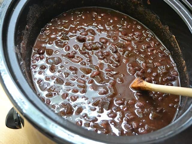 Slow Cooker Black Bean Soup - The Magical Slow Cooker