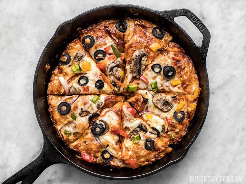 Cast Iron Skillet Pizza Recipe :The Best Pan Pizza Recipe
