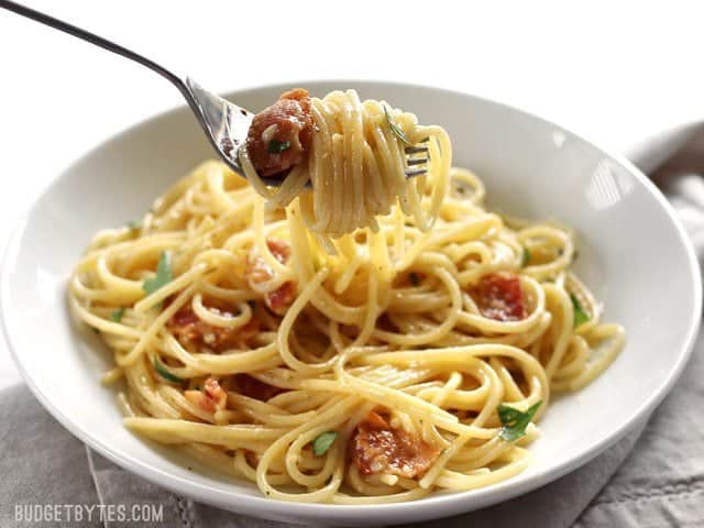Spaghetti-Carbonara-front-fork.jpg