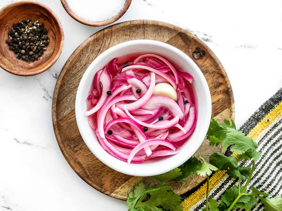https://www.budgetbytes.com/wp-content/uploads/2016/08/Pickled-Red-Onions-bowl.jpg