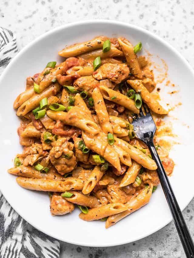 One Pot Creamy Cajun Chicken Pasta - Budget Bytes