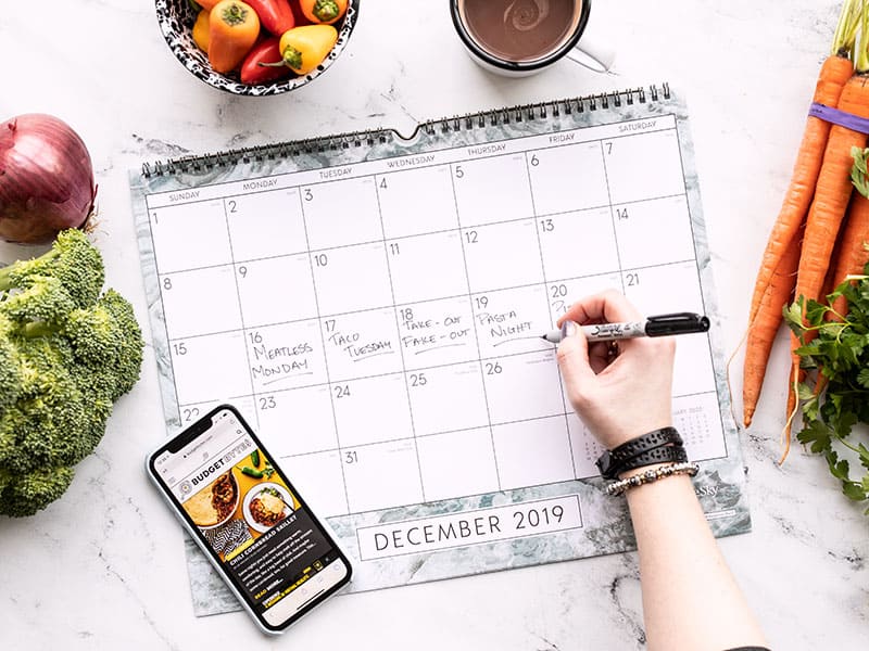 https://www.budgetbytes.com/wp-content/uploads/2019/12/How-to-Meal-Plan-Plug-Recipes-into-Calendar-vegetables.jpg