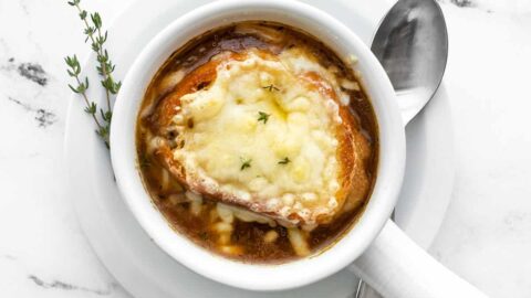 https://www.budgetbytes.com/wp-content/uploads/2020/11/French-Onion-Soup-bowl-480x270.jpg