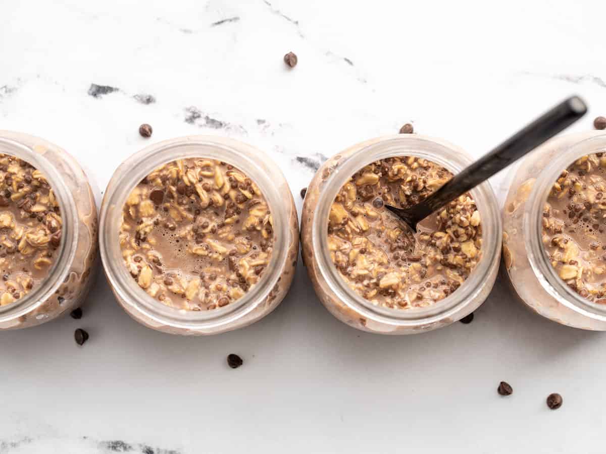 Best Chocolate Overnight Oats Recipe – Cookin' with Mima