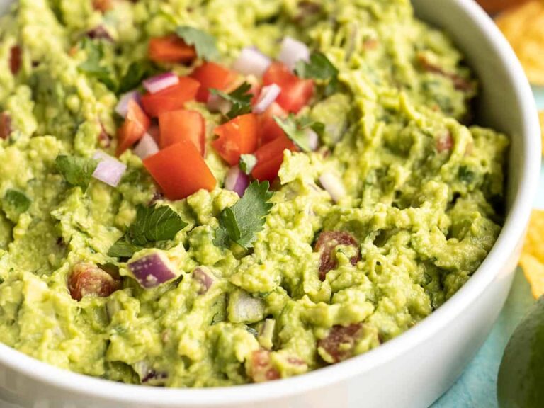 Easy Guacamole Recipe - Budget Bytes