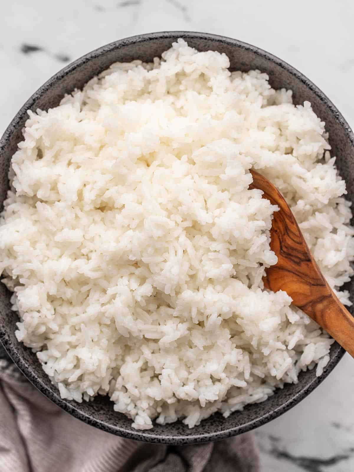 https://www.budgetbytes.com/wp-content/uploads/2022/04/How-to-Cook-Rice-V2.jpg