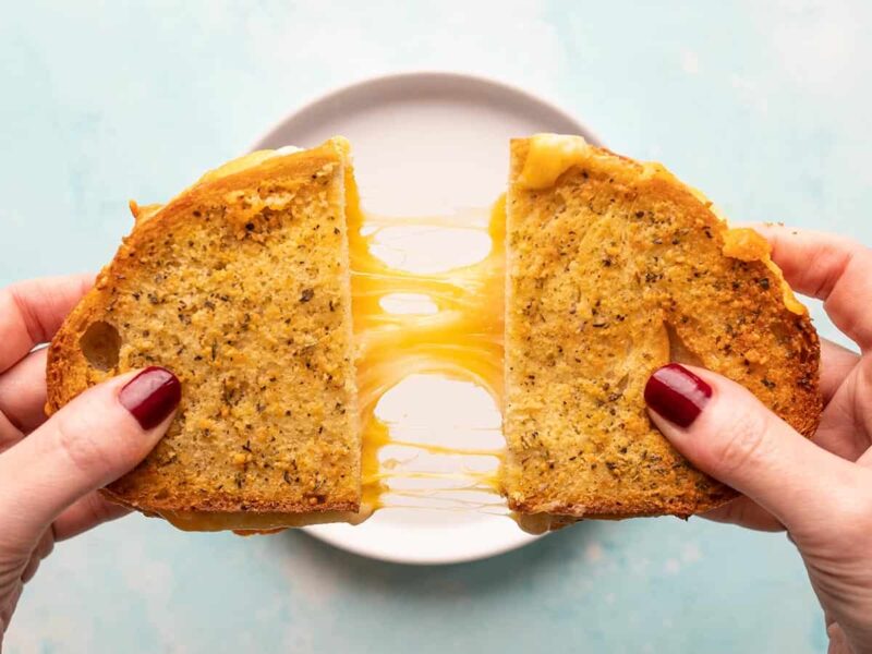 Air Fryer Grilled Cheese – Relieve Time