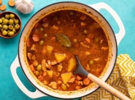 Pollo Guisado (Puerto Rican Chicken Stew) - Budget Bytes