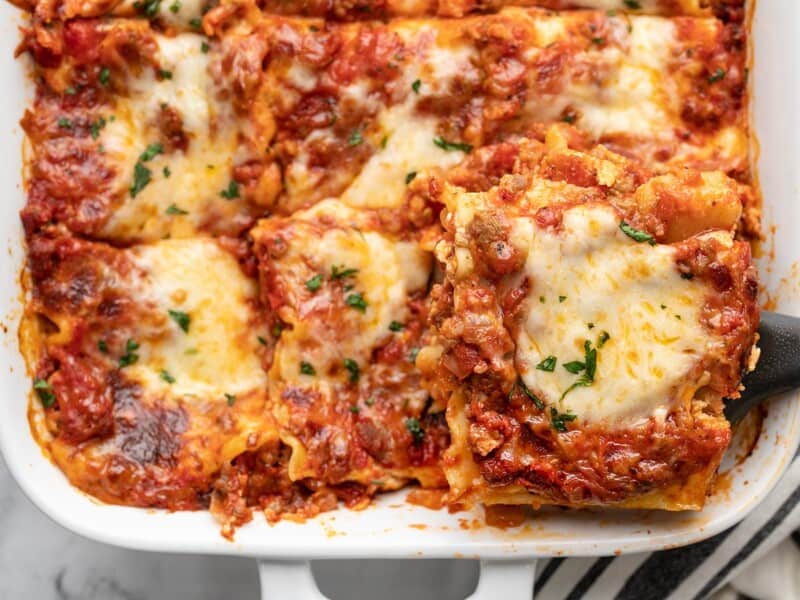 Easy Homemade Lasagna - Budget Bytes