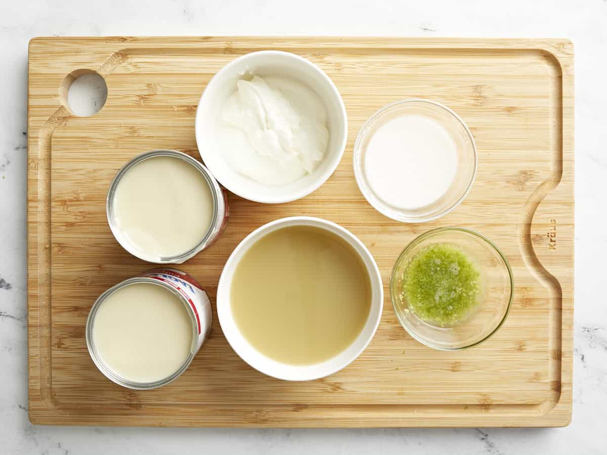 The ingredients for key lime pie bar filling