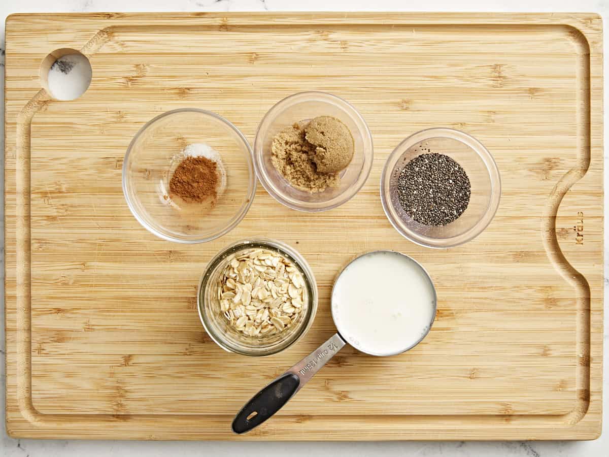 Ingredients for overnight oats