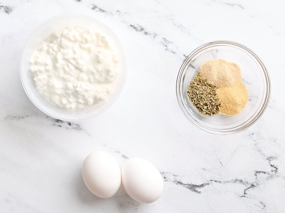 The ingredients for cottage cheese wraps.